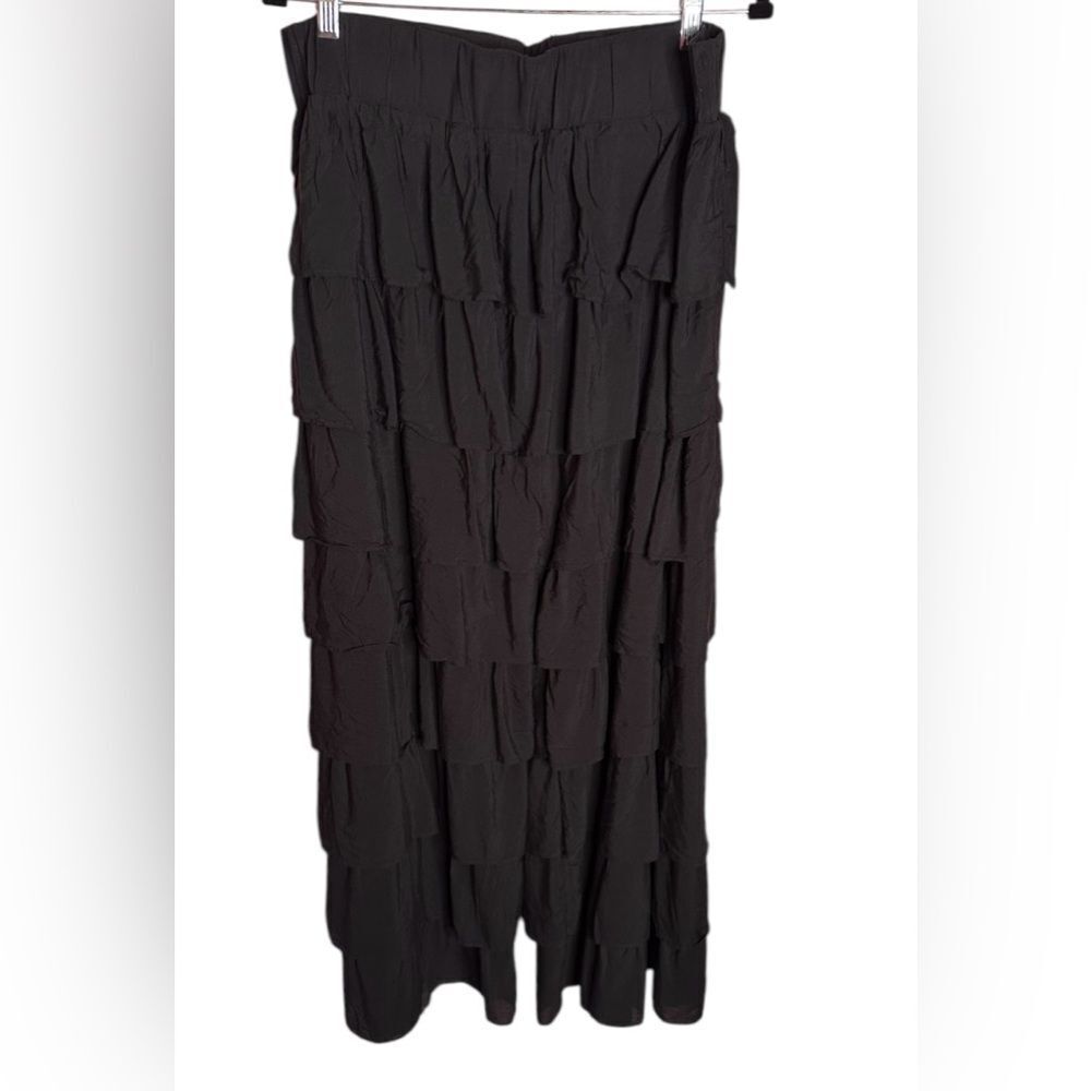 Black Ruffle Pants M/L NWT - Picture 2 of 3